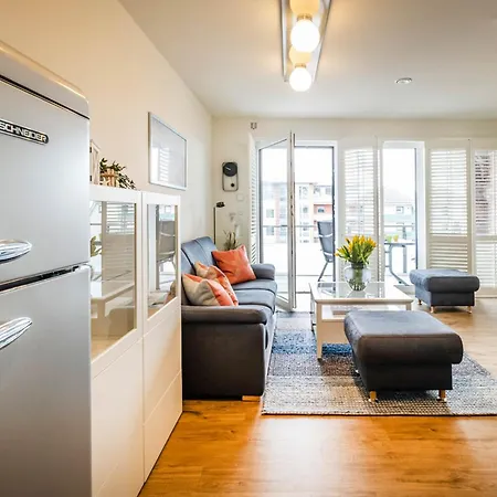 Haus Strandlaeufer 3 3 Strandhaus 3 3 Daire Büsum