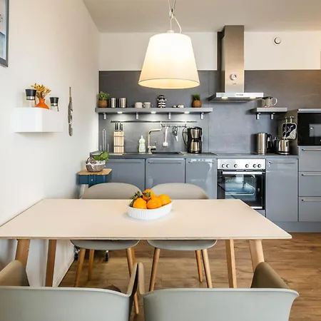 Haus Strandlaeufer 3 3 Strandhaus 3 3 Daire Büsum